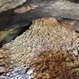 ..�sommersi� da piramidi di macerie provenienti dalla superficie